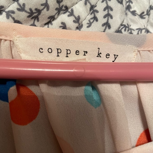 Polka dot top - Picture 4 of 4